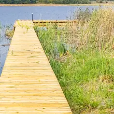 Ile kosztuje budowa pomostu? Sprawdź, by uniknąć niepotrzebnych wydatków